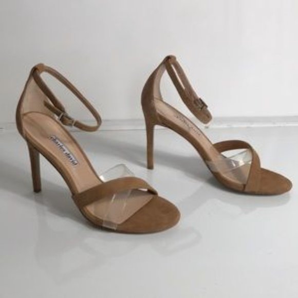 Charles David Courtney Metallic Pump - Picture 3 of 8